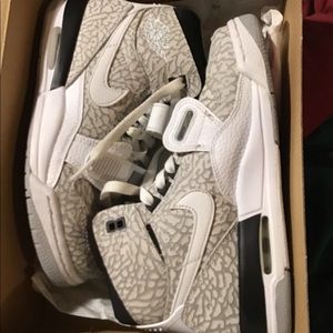 Air Jordan Legacy 312